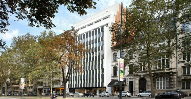 Picture of 183 - 479 m² Bureau L120, for rent.