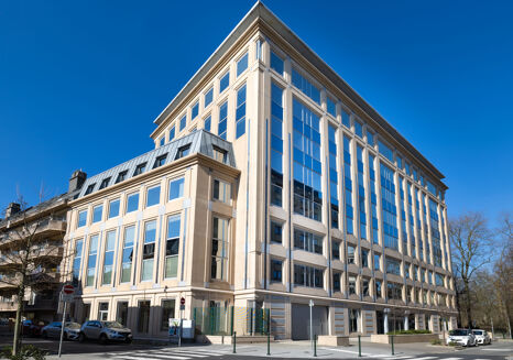 Picture of 184 - 601 sqm Office for rent.
