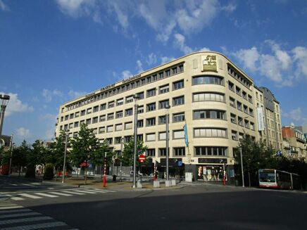 Picture of 440 m² Bureau IMPERATRICE 66, for rent.