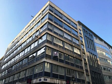 Picture of 290 sqm Office for rent.