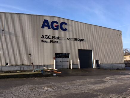 Picture of 11 000 m² Industriel for rent.