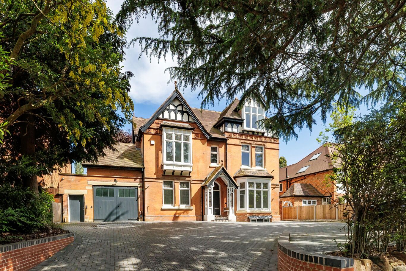 Image of Russell Road, Moseley, Birmingham, B13