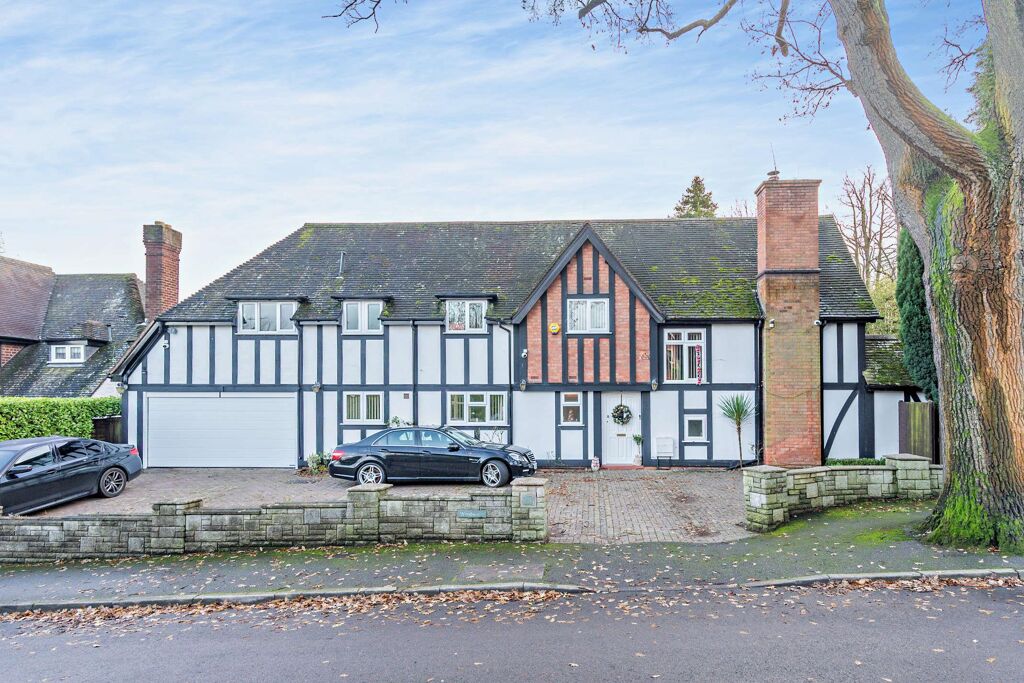 Image of Oaklands Road, Sutton Coldfield, West Midlands, B74