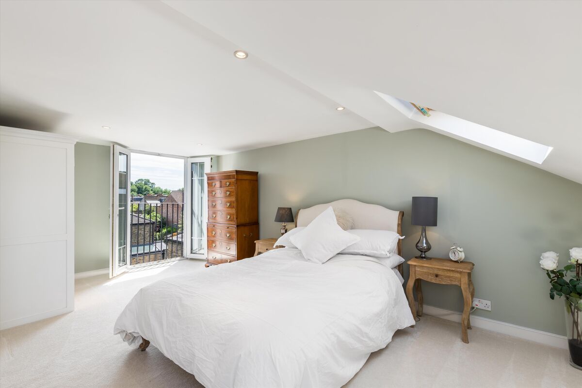 house for sale in Meredyth Road, London, SW13 BNS012010654 Knight Frank