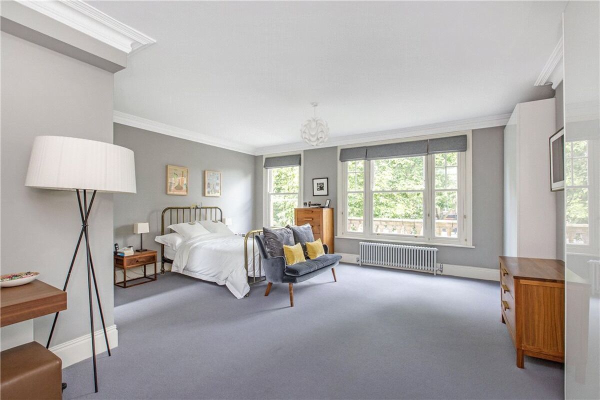 house for sale in The Crescent, Barnes, London, SW13 BNS150123