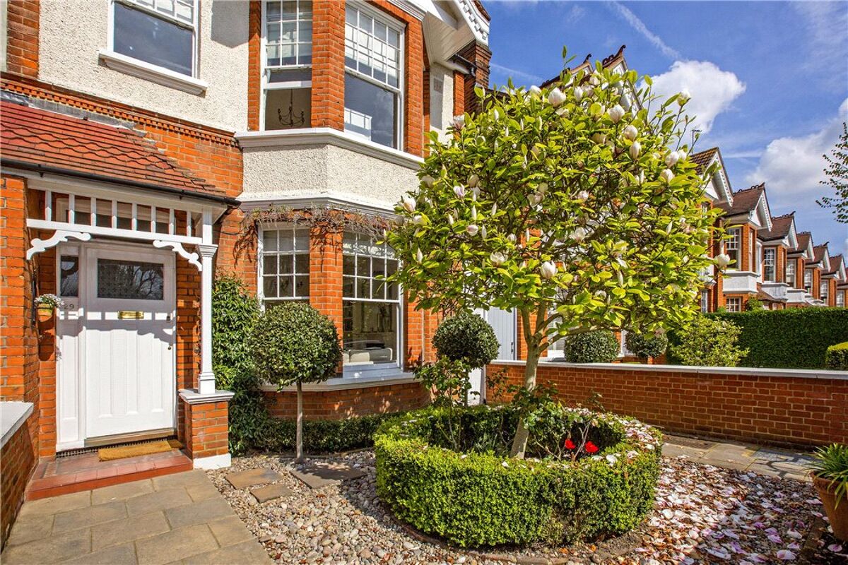 house for sale in Melville Road, London, SW13 BNS160114 Knight Frank