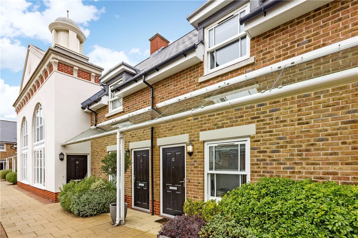 house for sale in Falmouth Walk, London, SW15 BNS160127 Knight Frank