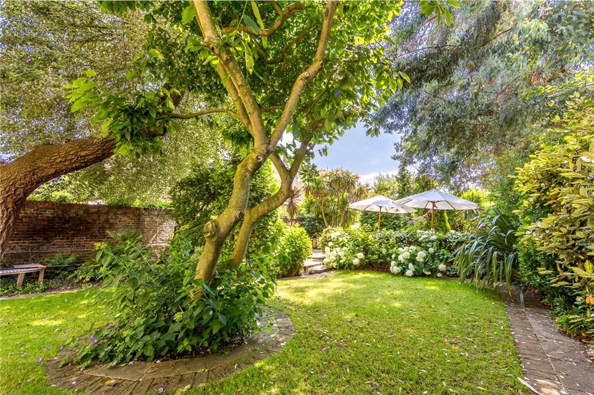 house for sale in Upper Richmond Road, Putney, SW15 BNS170105