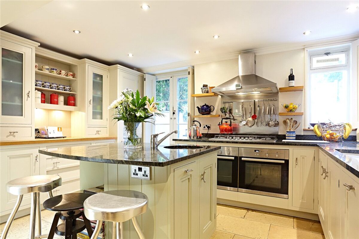 house for sale in Upper Richmond Road, Putney, SW15 BNS170105