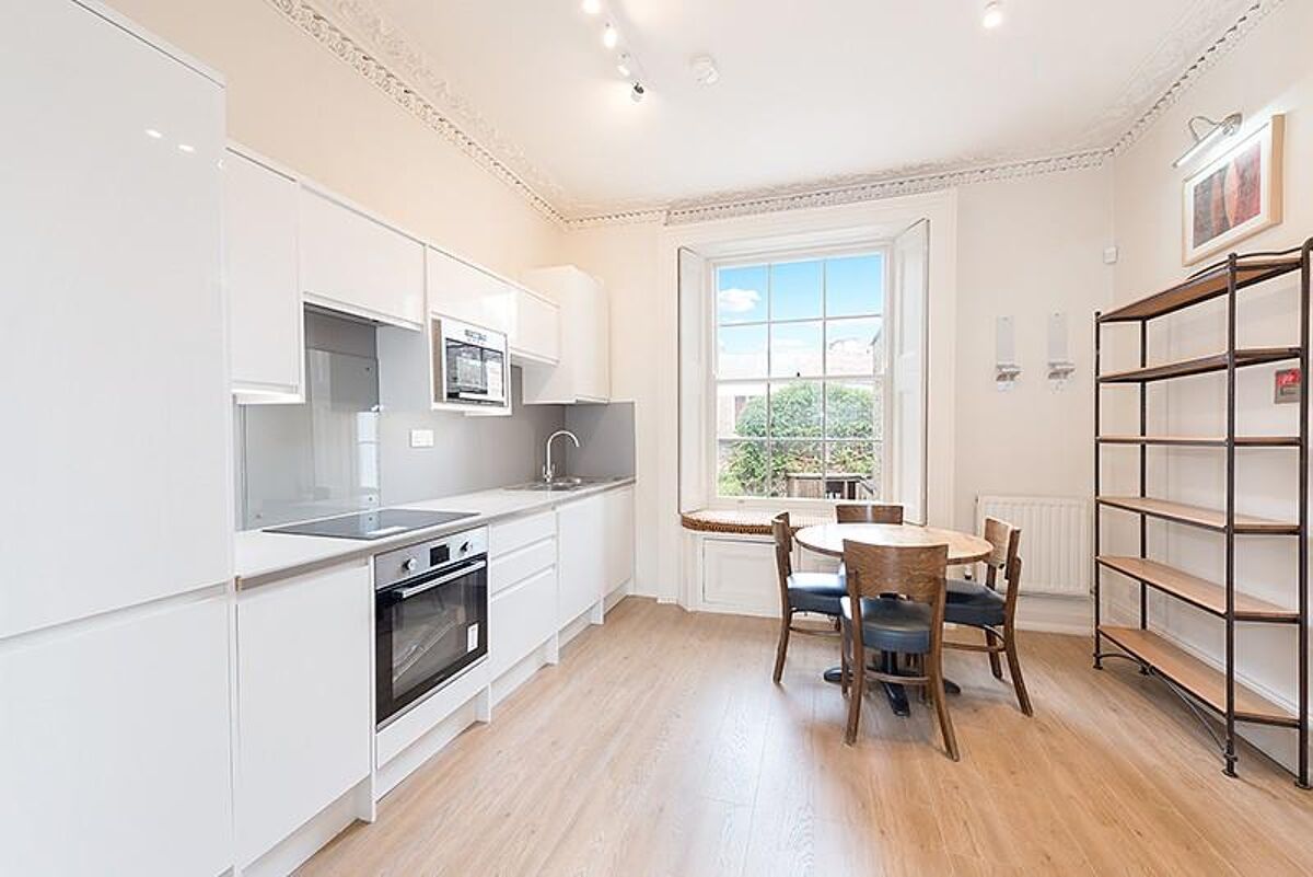 flat to rent in Belsize Road, South Hampstead, London, NW6