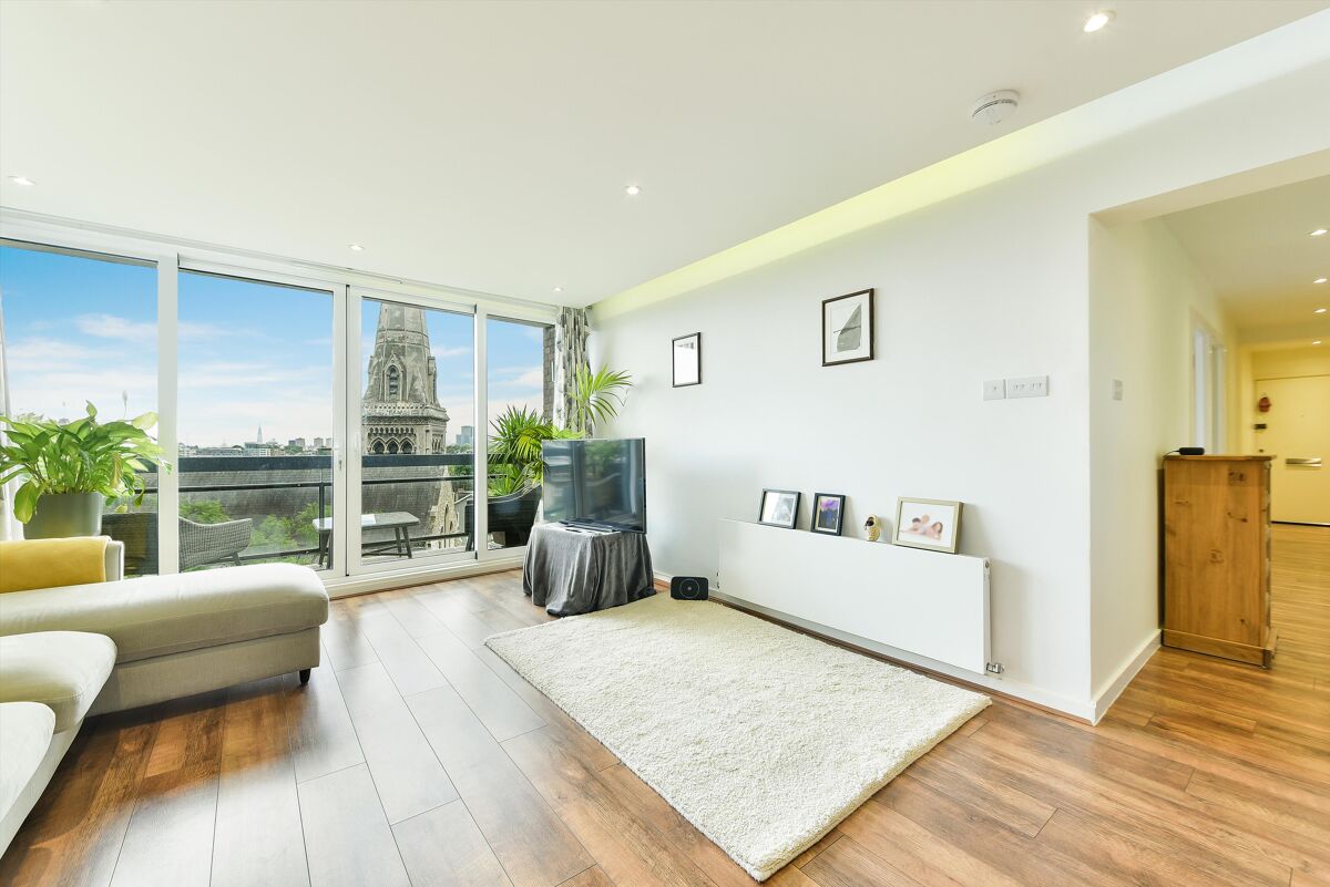 flat to rent in Provost Court, Eton Road, Belsize Park, London, NW3