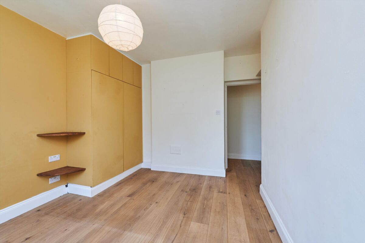 flat to rent in Ferdinand House, Ferdinand Place, London, NW1