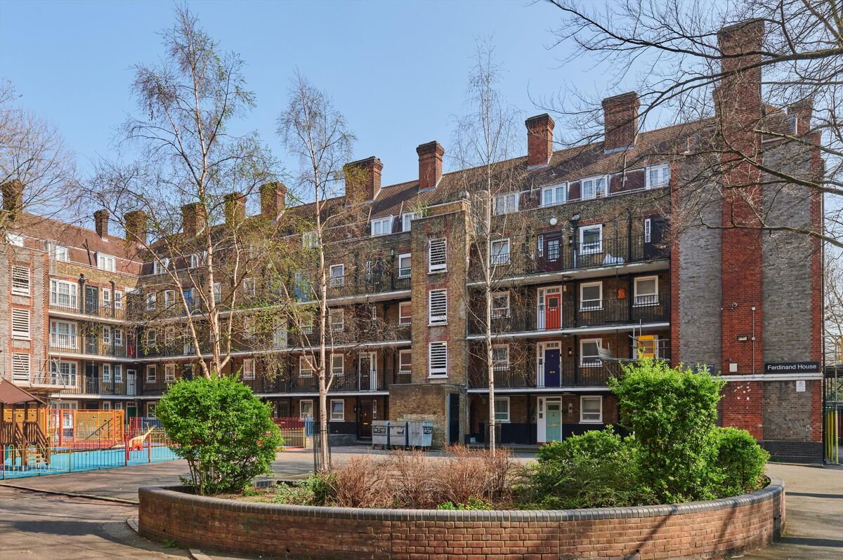 flat to rent in Ferdinand House, Ferdinand Place, London, NW1