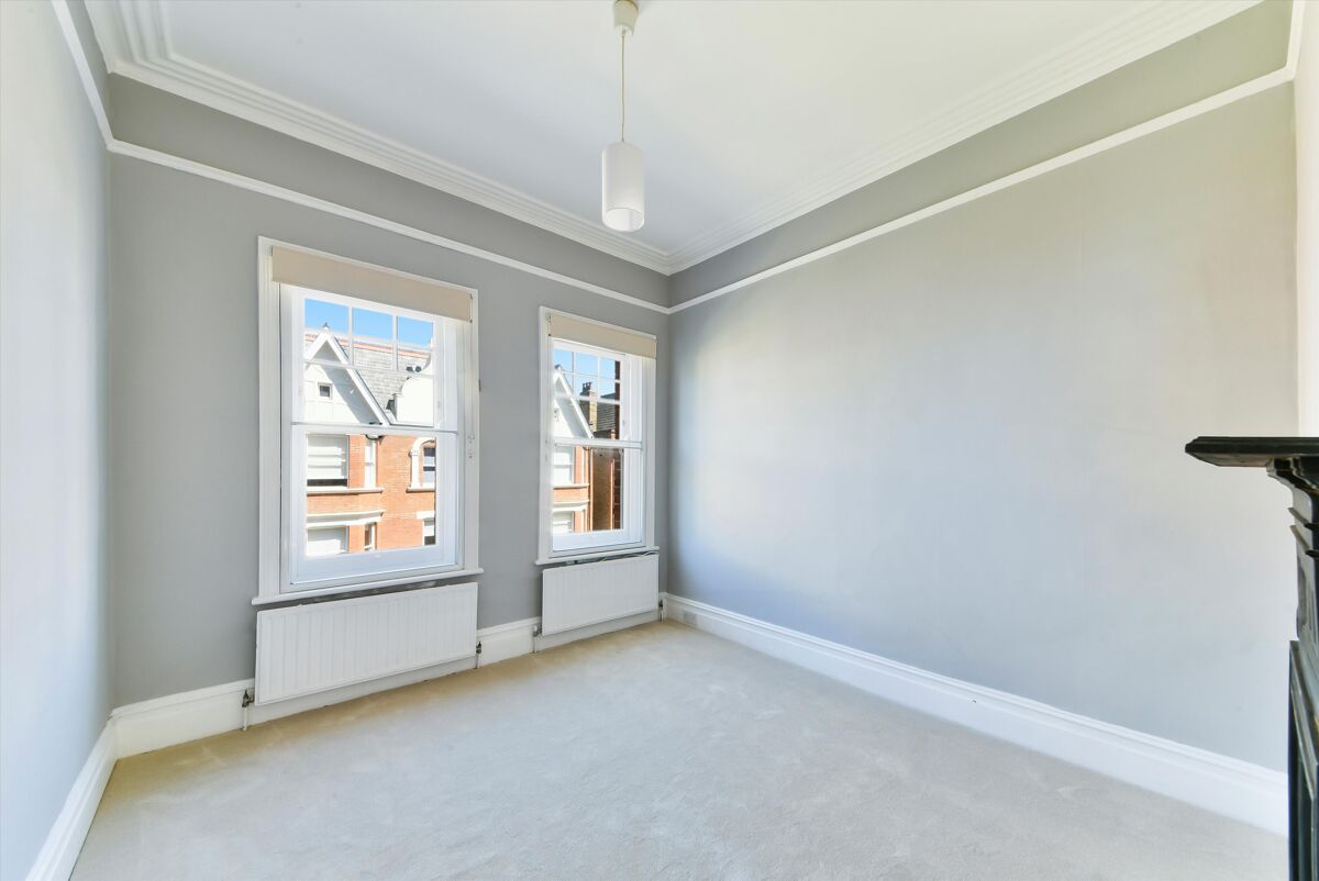 flat to rent in Antrim Mansions, Antrim Road, Belsize Park, London, NW3