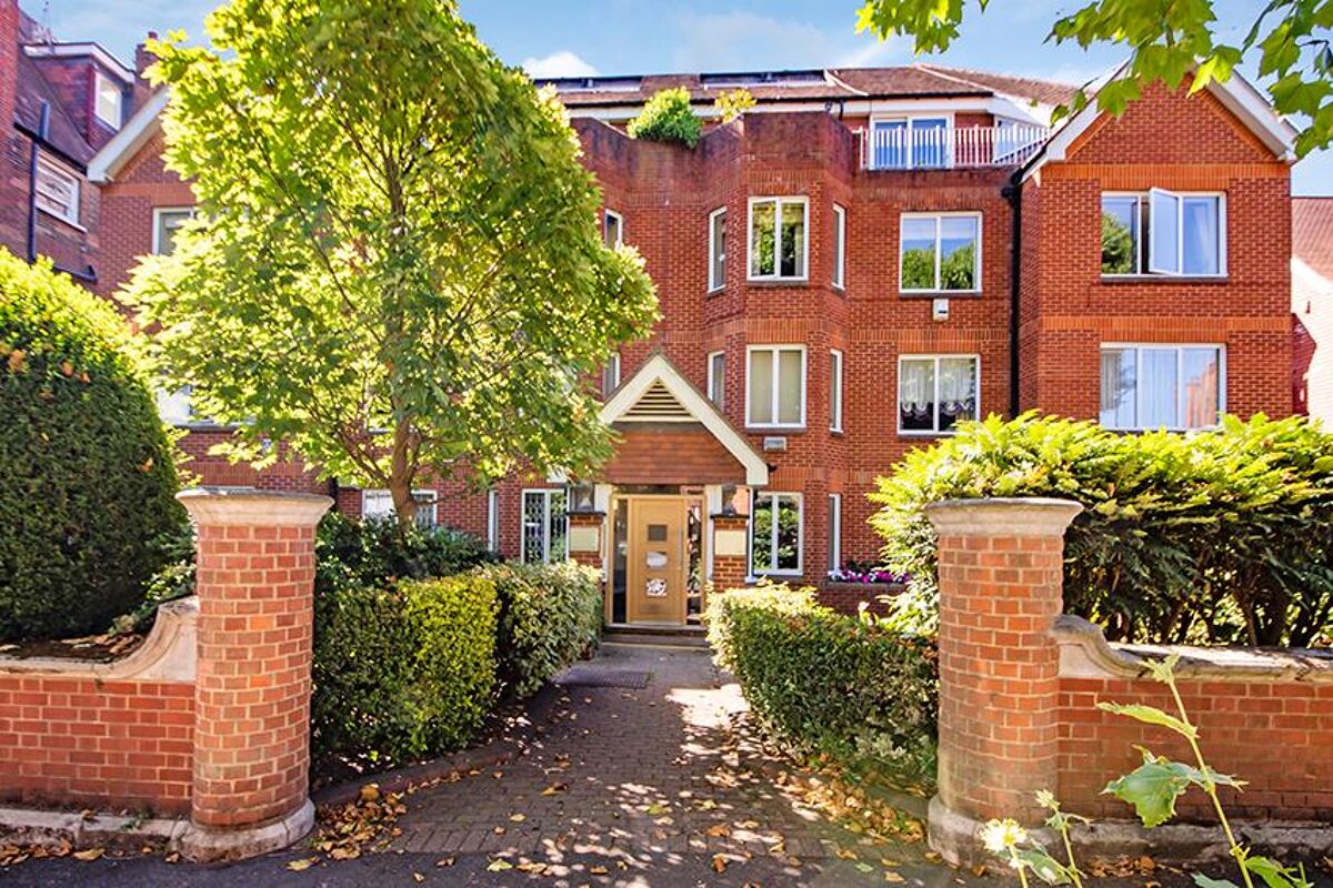 flat to rent in Eton Avenue, London, NW3 BPQ012240075 Knight Frank