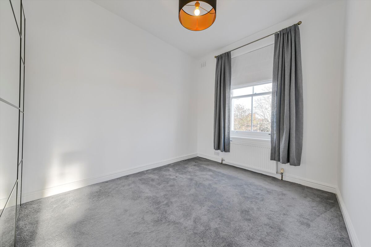 flat to rent in Queens Crescent, Chalk Farm, London, NW5 BPQ012370952