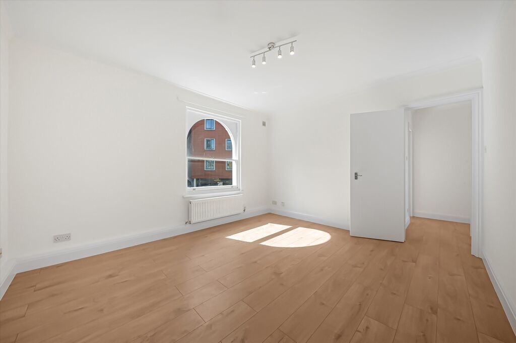 Image of Regents Park Road, Primrose Hill, London, NW1