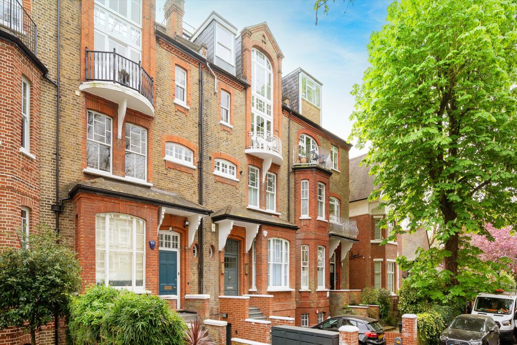 Image of Chalcot Gardens, London NW3