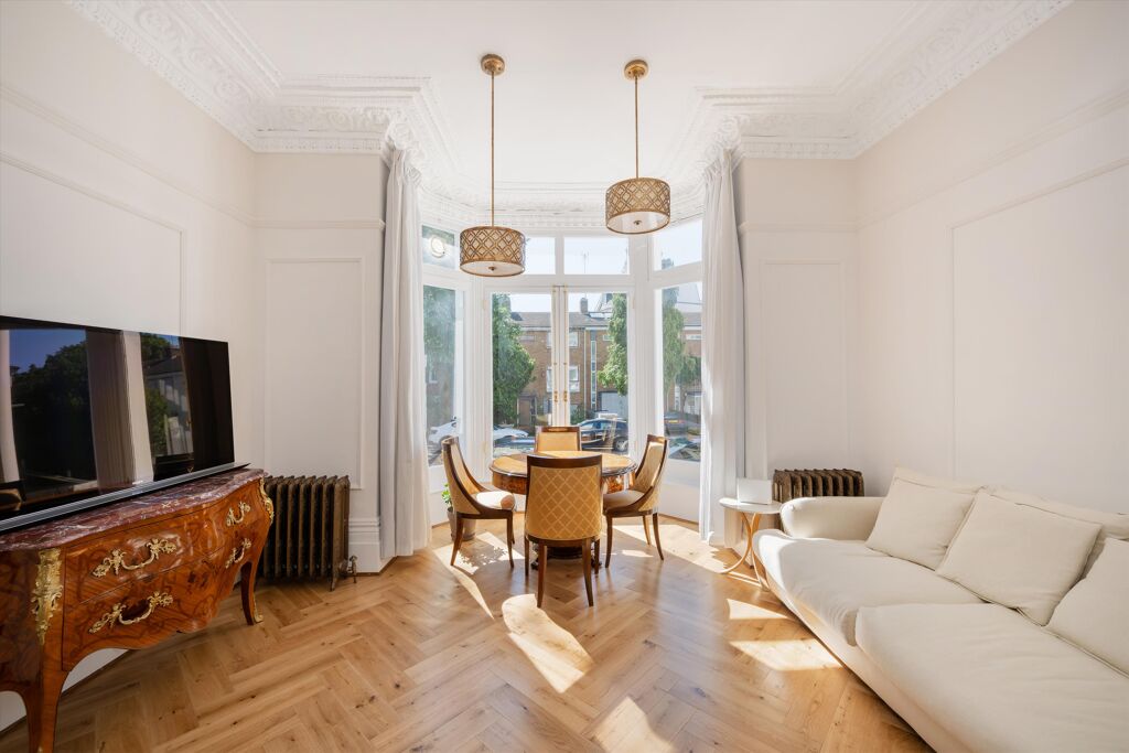 Image of Belsize Avenue, London, NW3