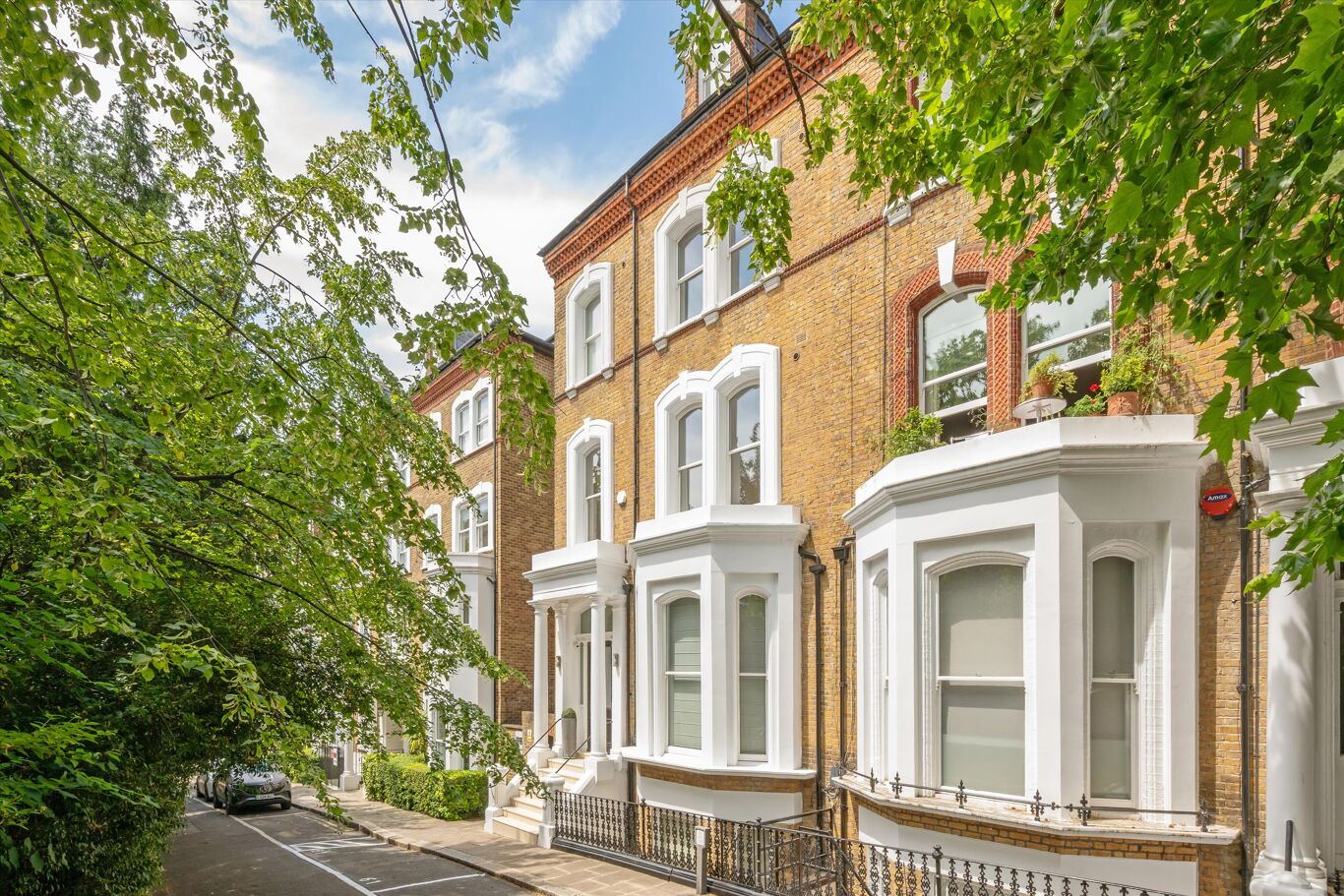 Image of Belsize Avenue, London NW3