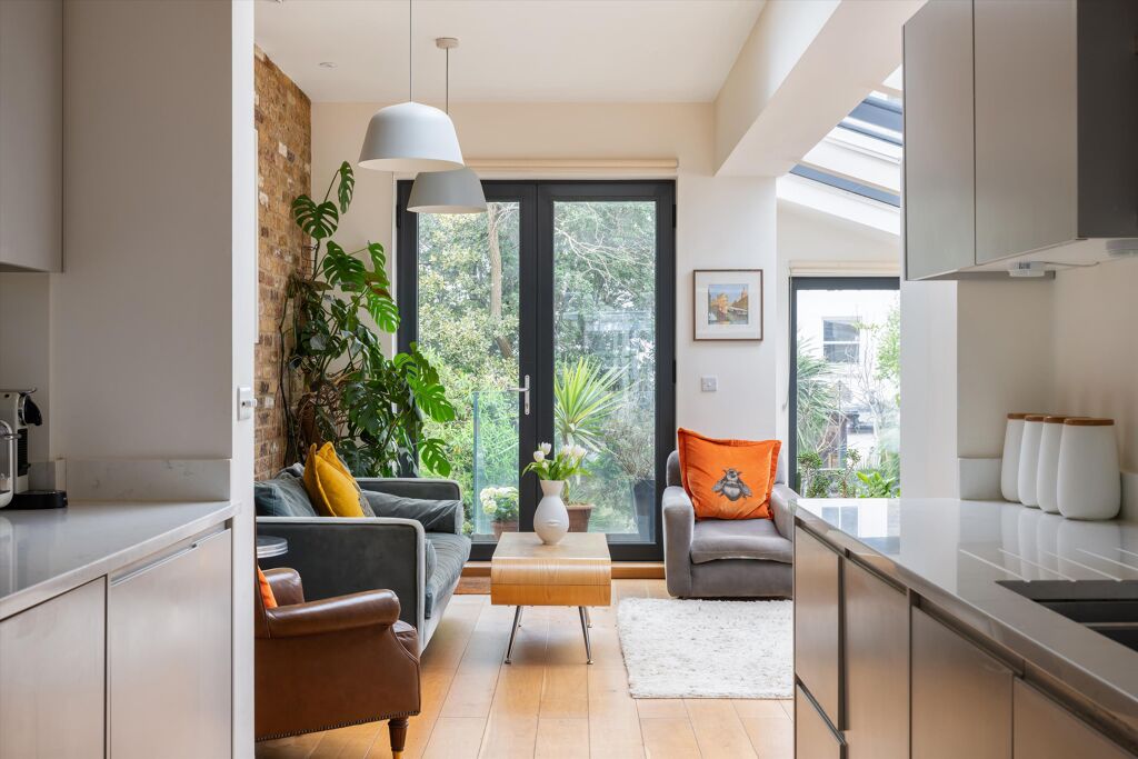 Image of St. Thomas's Gardens, London NW5