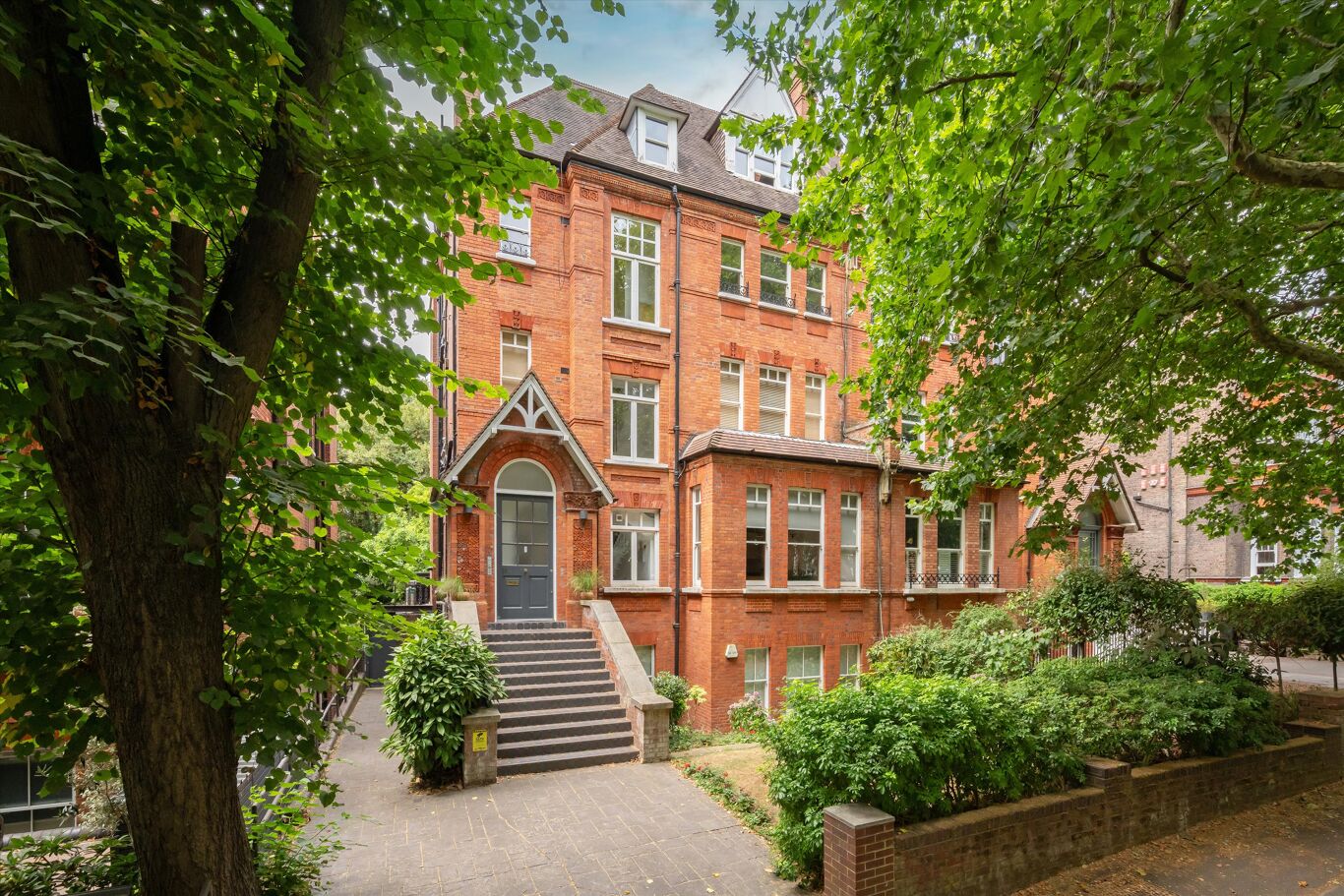 Image of Fitzjohns Avenue, London NW3