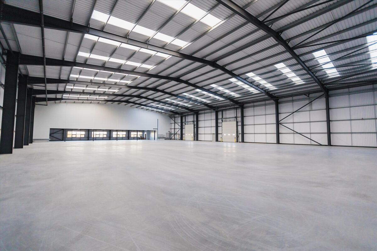 Industrial/Distribution to rent in St Modwen Park Stoke South S27
