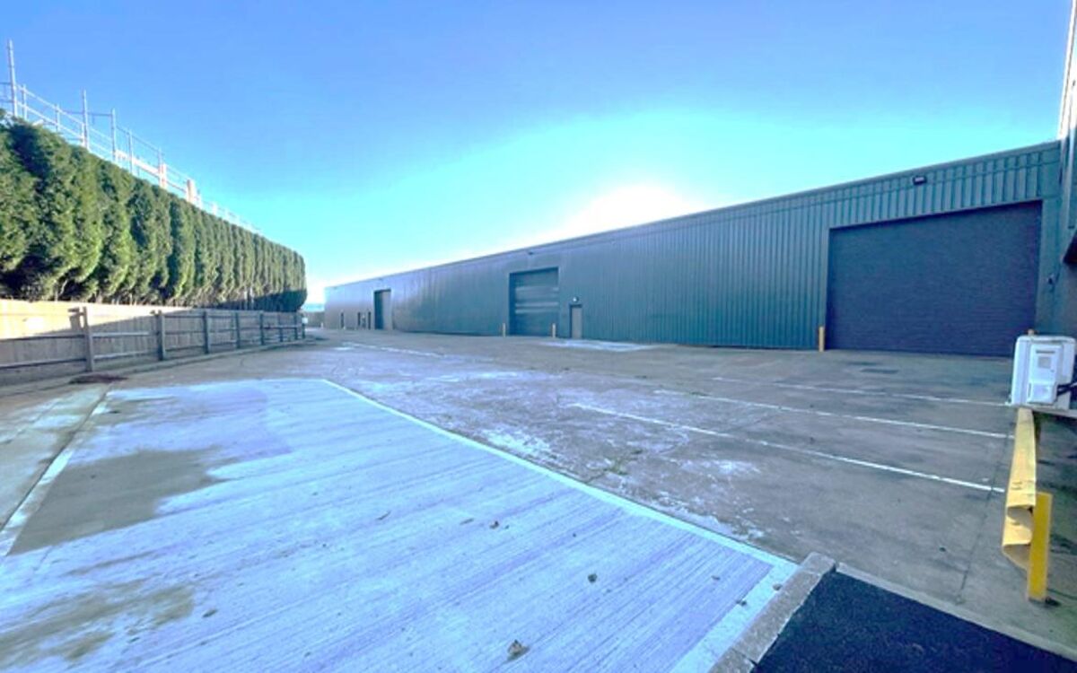 Industrial/Distribution to rent in Brick 34, Brickyard Road, Aldridge