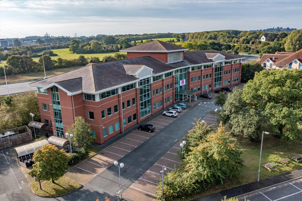 Image of Oak House, Bridgwater Road, Worcester, WR4