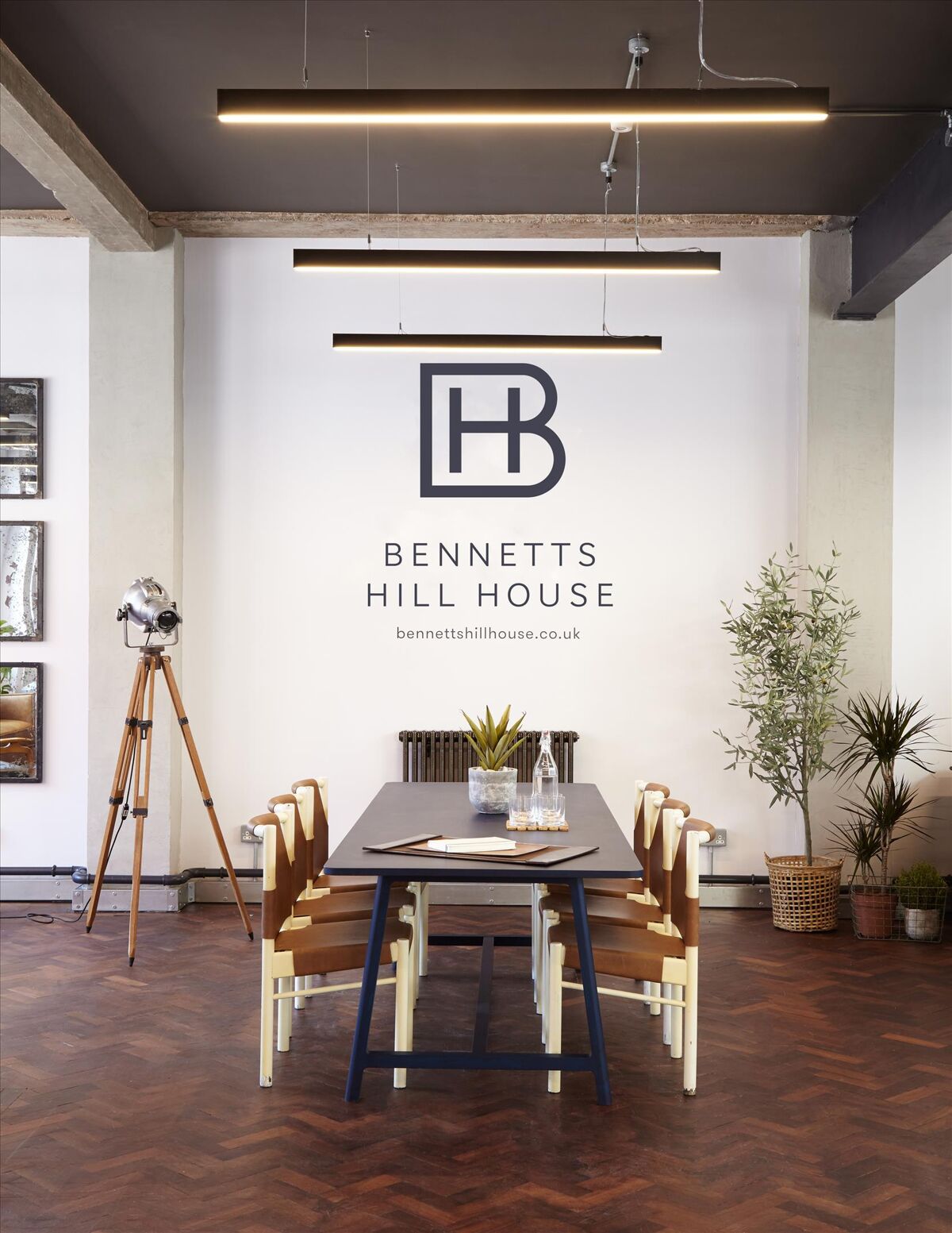 Self-contained, stylish urban chic offices with high ceilings and crittall windows, in the heart of the central business district of Birmingham City Centre.