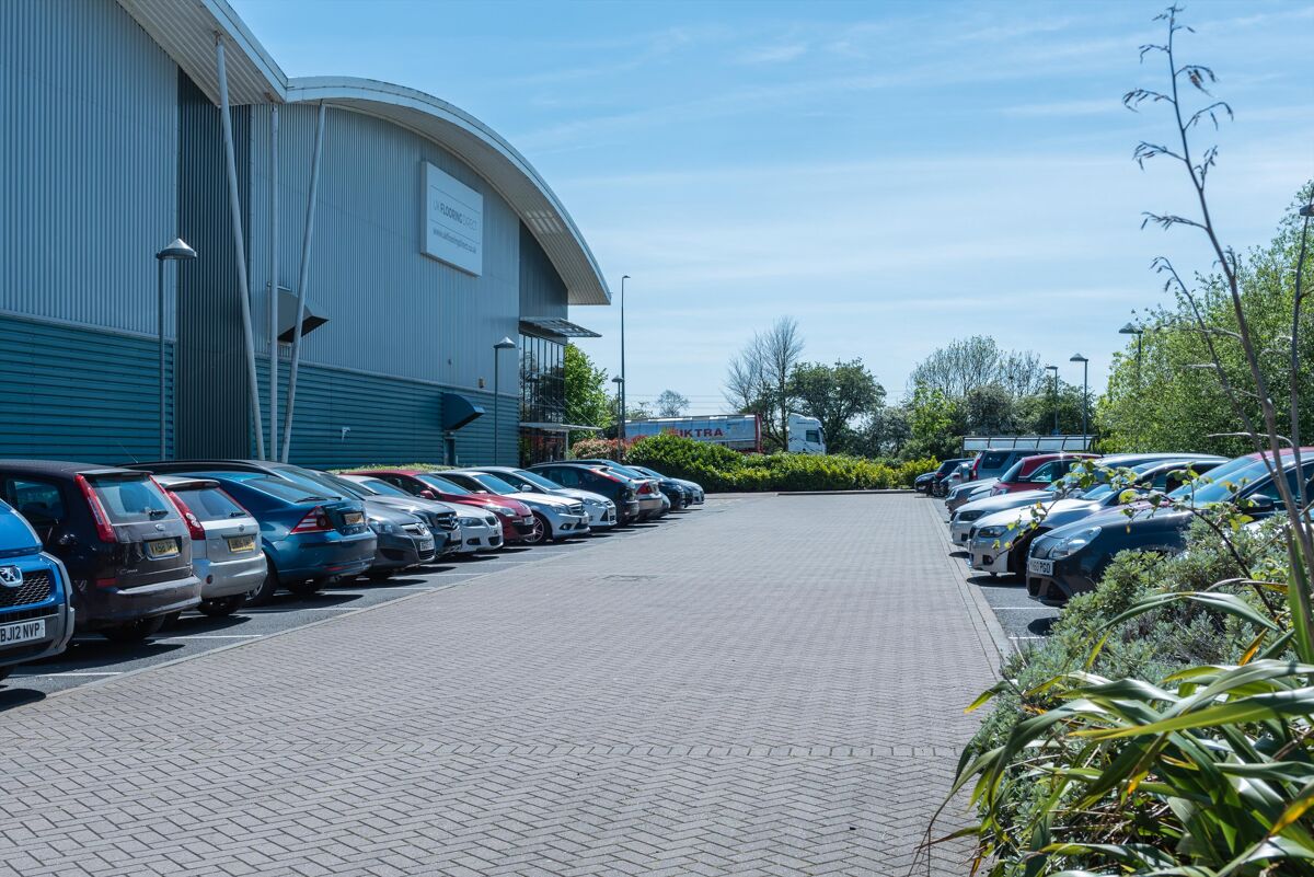 Industrial/Distribution to rent in Unit 2 Logix Park, Hinckley, Leicestershire, LE10