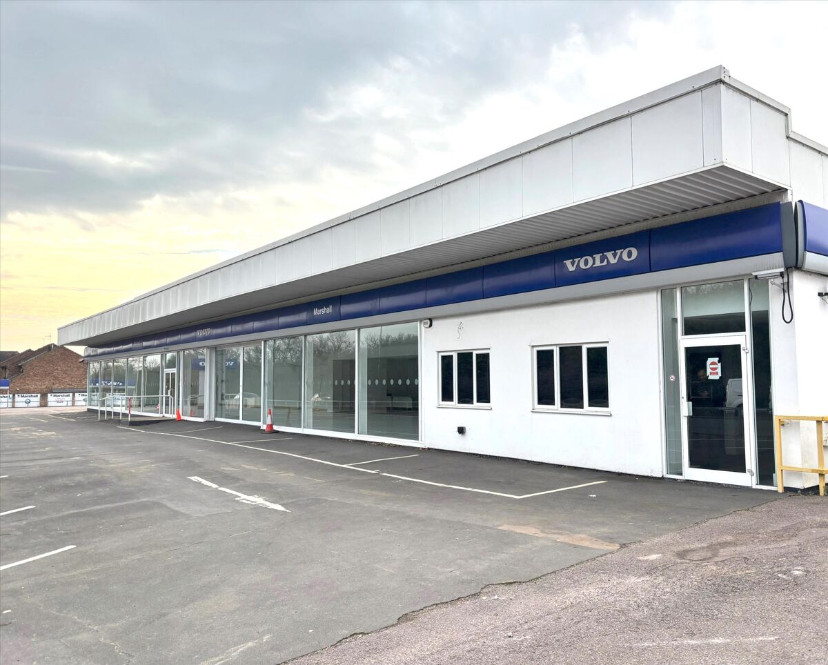 Prime Car Showroom - Welwyn Garden City