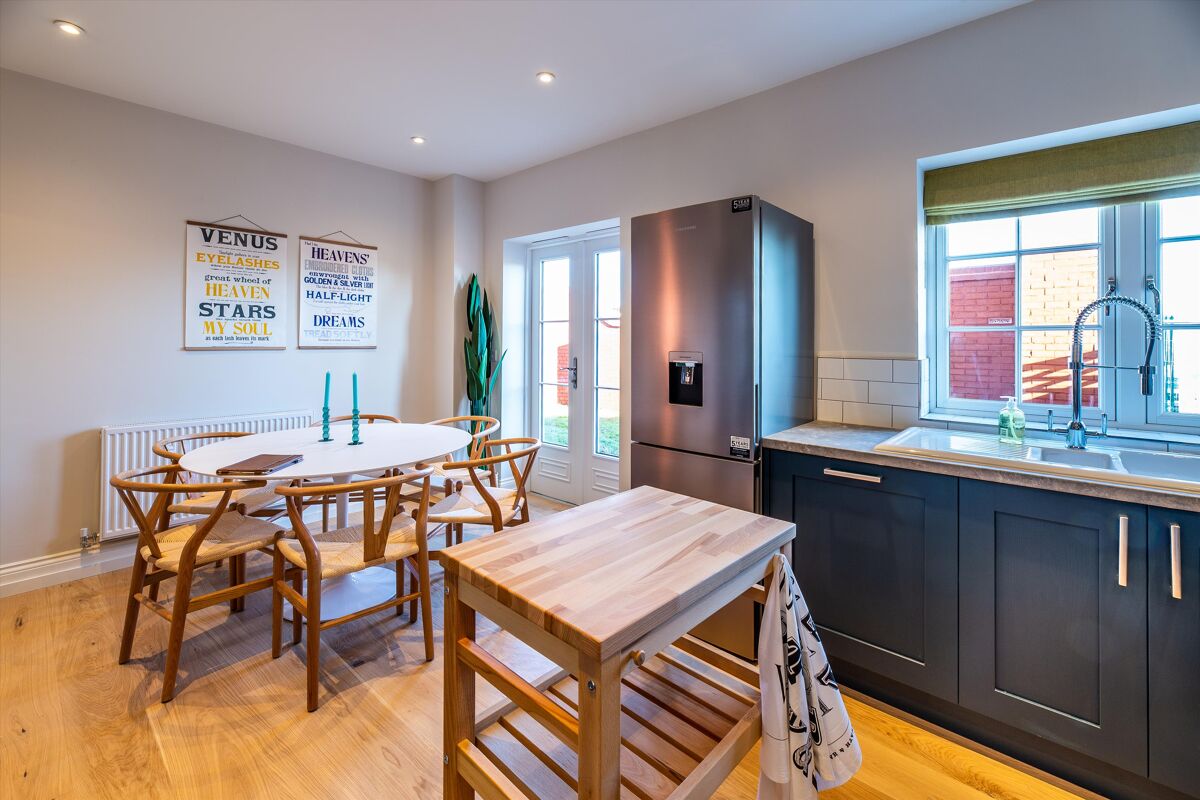 house for sale in Chilwell High Road/Queens Road West, Beeston