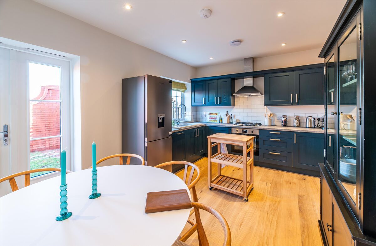 house for sale in Chilwell High Road/Queens Road West, Beeston