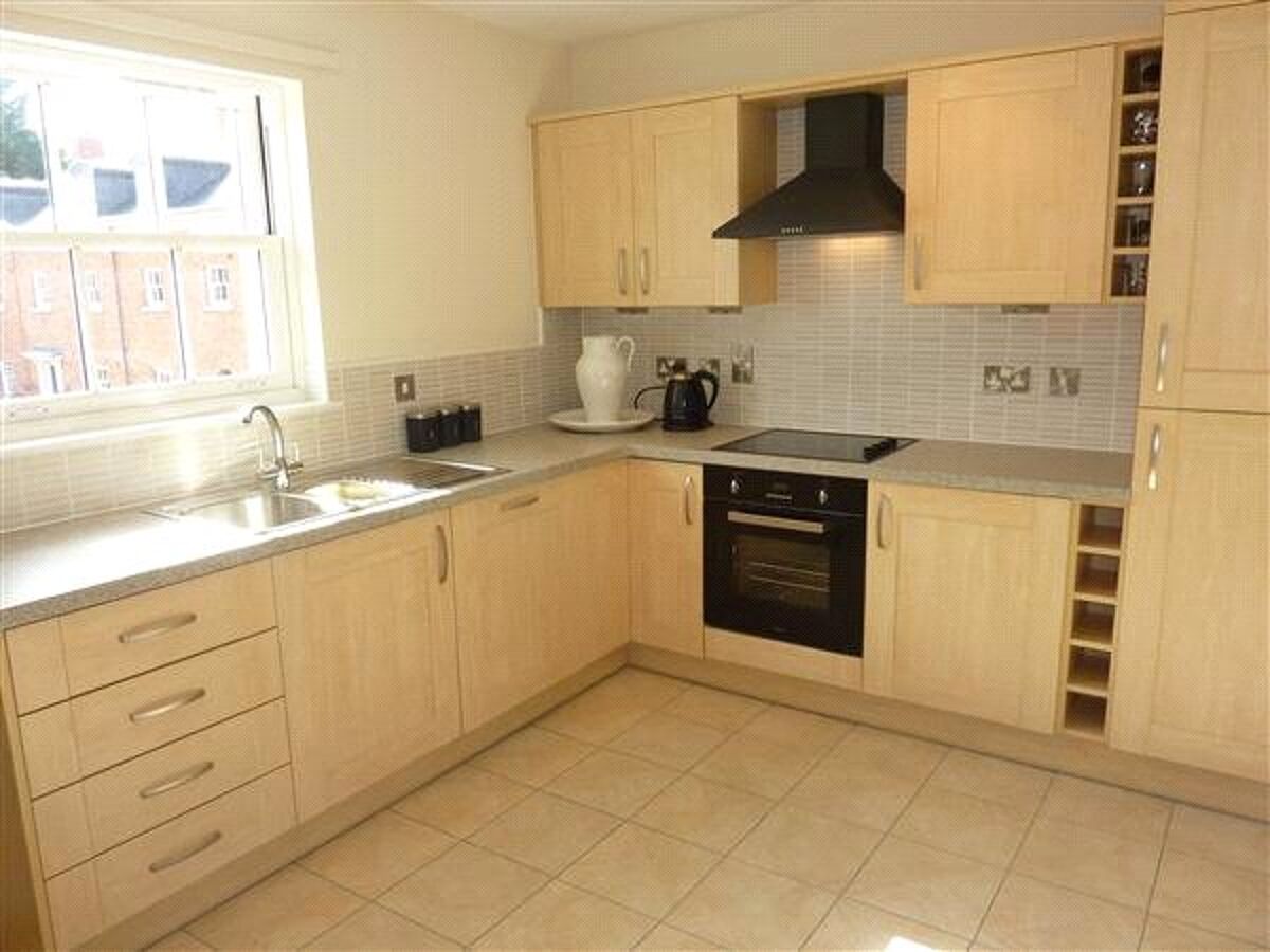 flat for sale in The Mount, Mount Way, Chepstow, Monmouthshire, NP16