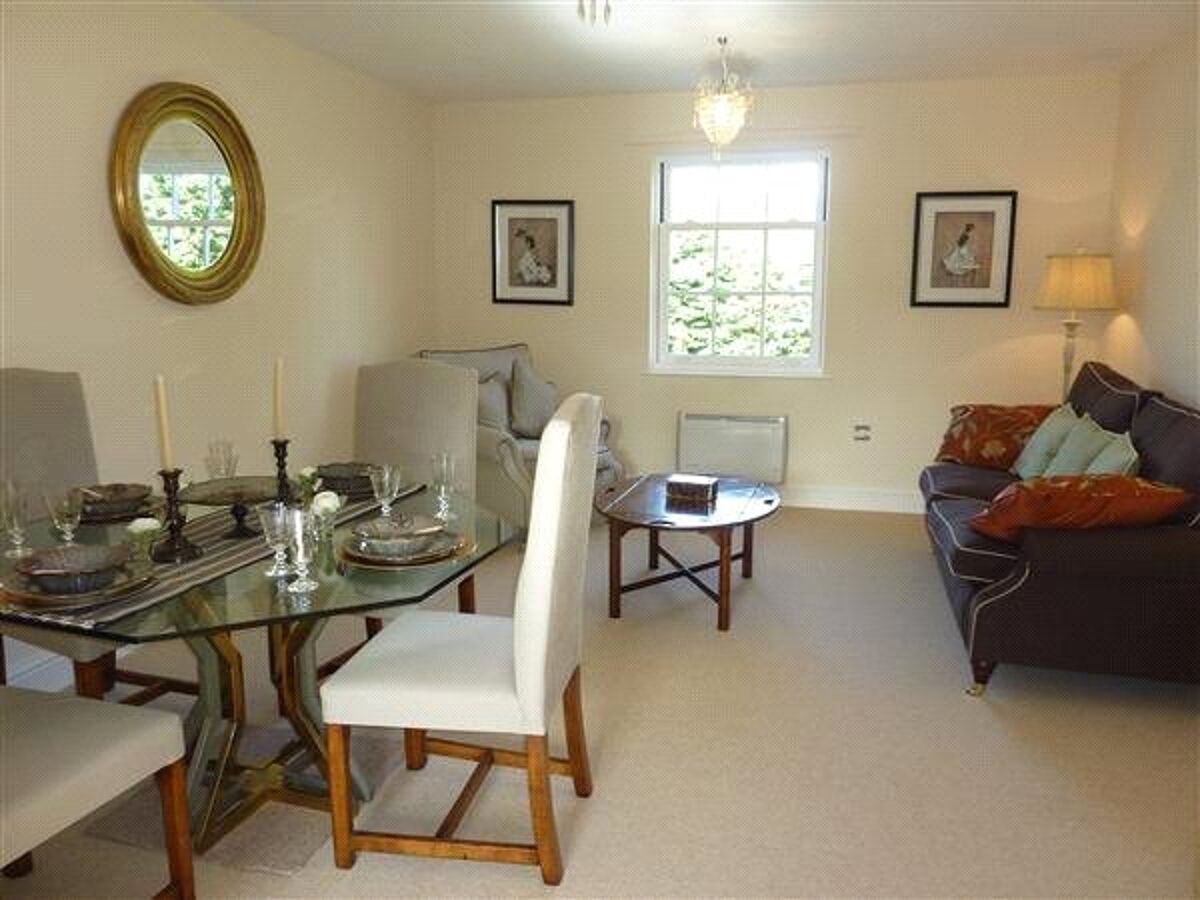 flat for sale in The Mount, Mount Way, Chepstow, Monmouthshire, NP16