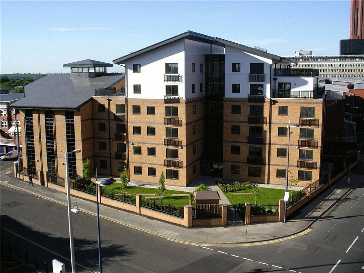 Flat For Sale In Regal Court Bishopsgate Street Birmingham Birmingham City B15 Brd170092 Knight Frank