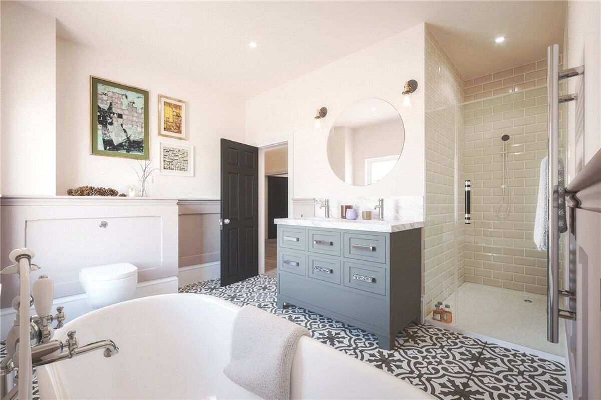 flat for sale in St Pauls Square, Jewellery Quarter, Birmingham, West