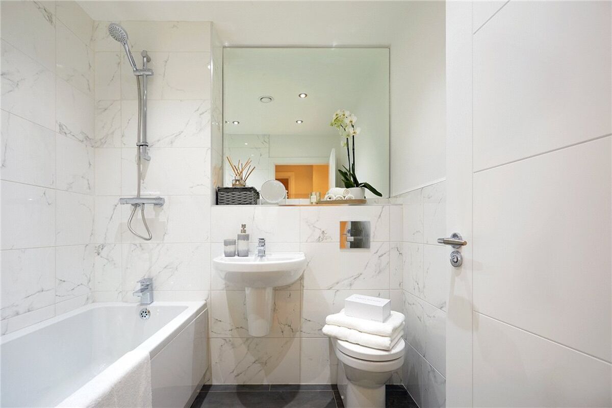 flat for sale in Kings Oak, High Street, Harborne, Birmingham, B17 BRD180224 Knight Frank