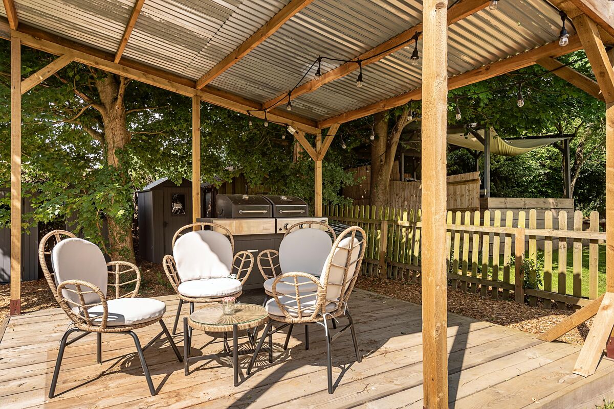 flat for sale in Friarswood, Chipperfield Road, Kings Langley