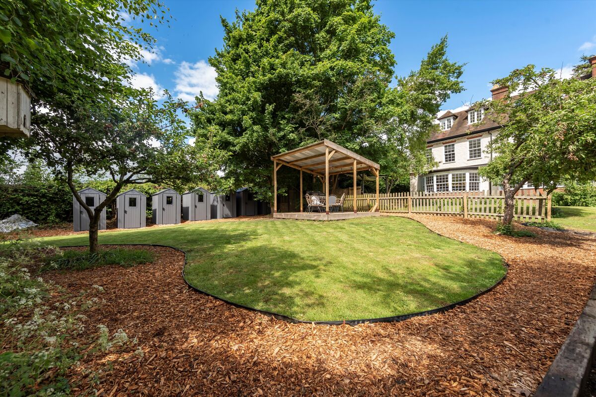 flat for sale in Friarswood, Chipperfield Road, Kings Langley