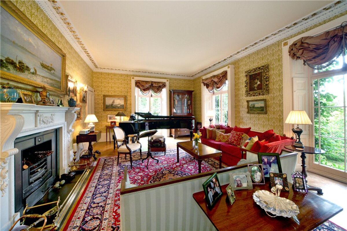 house for sale in Ampthill Road, Silsoe, Bedford, MK45 BRK090213