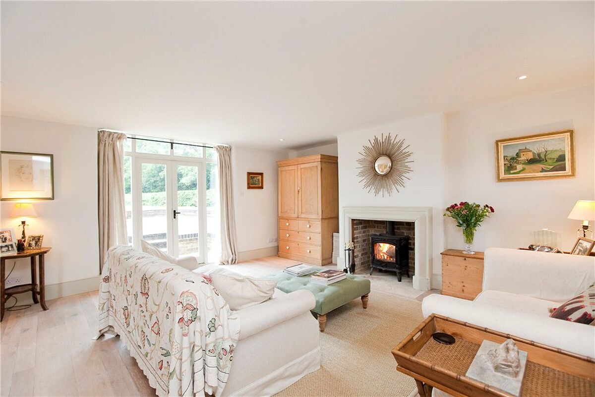 house for sale in Bank Mill Lane, Berkhamsted, Hertfordshire, HP4 BRK100044 Knight Frank