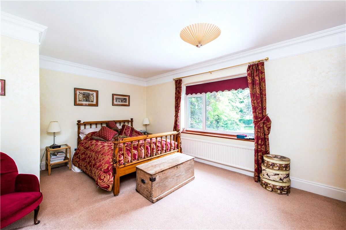 house for sale in Tinkers Lane, Wigginton, Tring, Hertfordshire, HP23