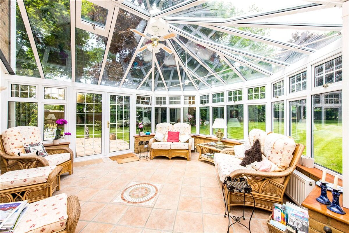 house for sale in Tinkers Lane, Wigginton, Tring, Hertfordshire, HP23