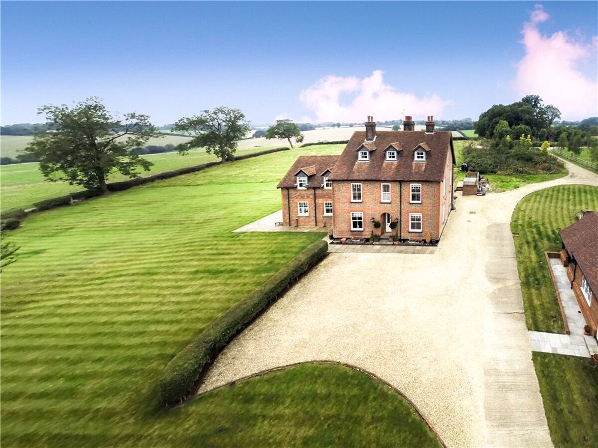 house for sale in Haresfoot Park, Berkhamsted, Hertfordshire, HP4 BRK120189 Knight Frank