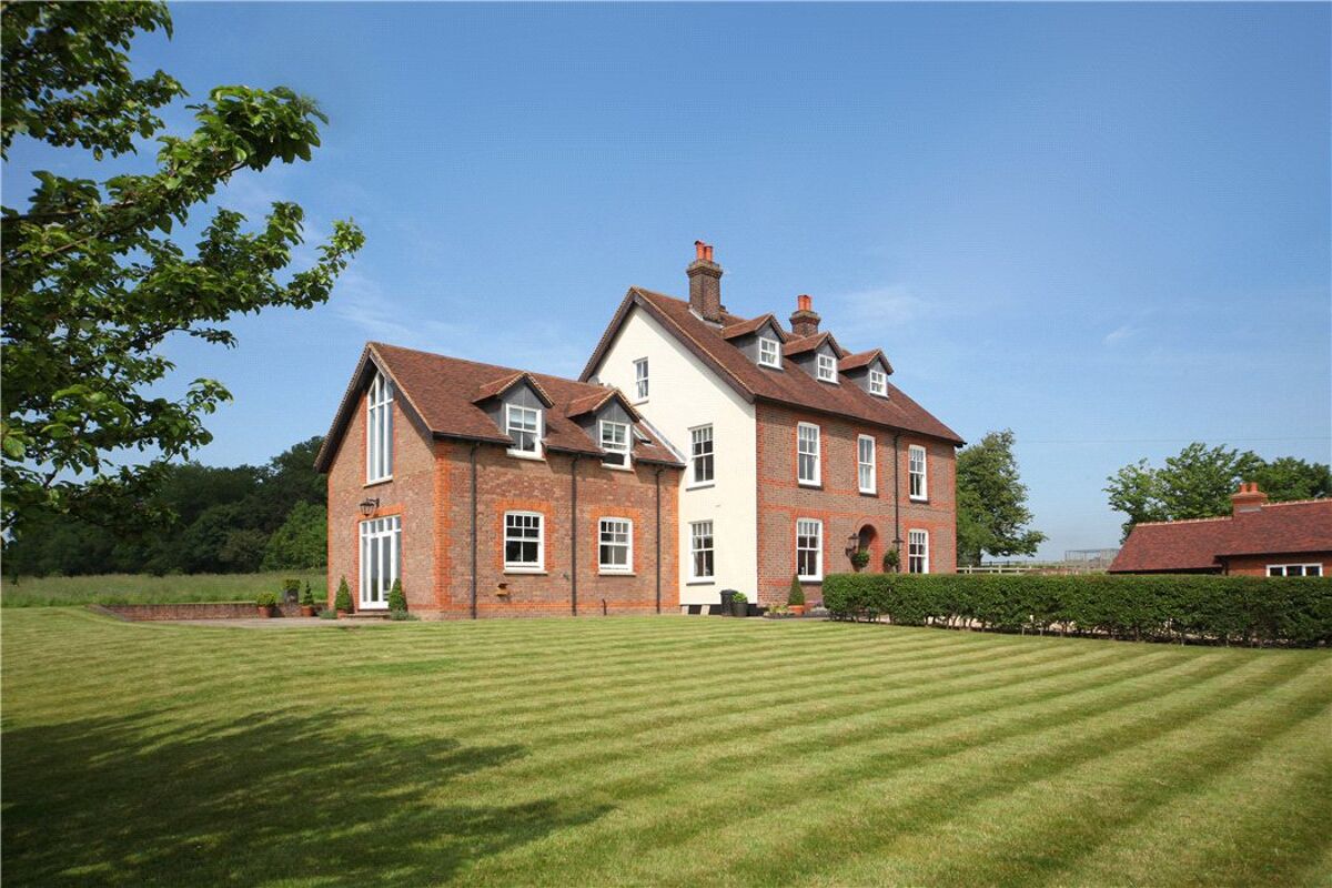 house for sale in Haresfoot Park, Berkhamsted, Hertfordshire, HP4