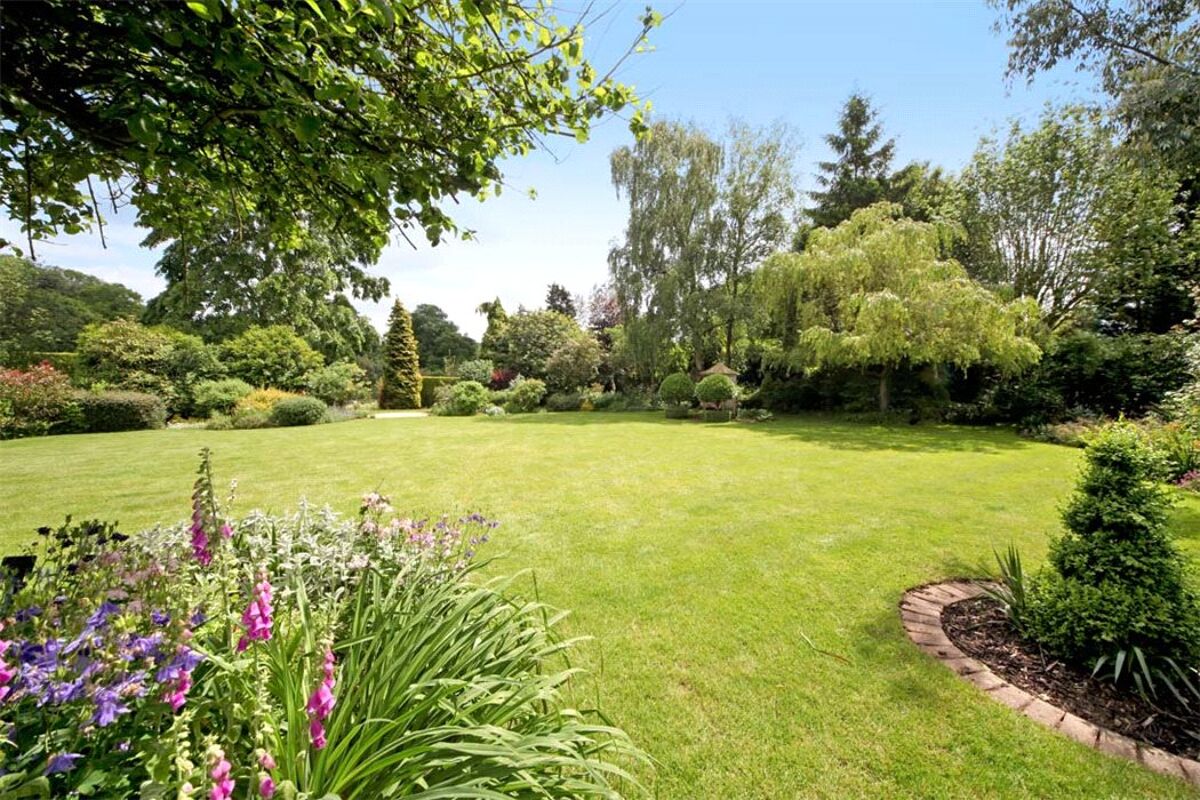 house for sale in Venus Hill, Flaunden, Hertfordshire, HP3 BRK130109