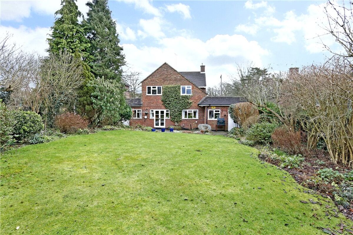 house for sale in Castle Hill Close, Berkhamsted, Hertfordshire, HP4