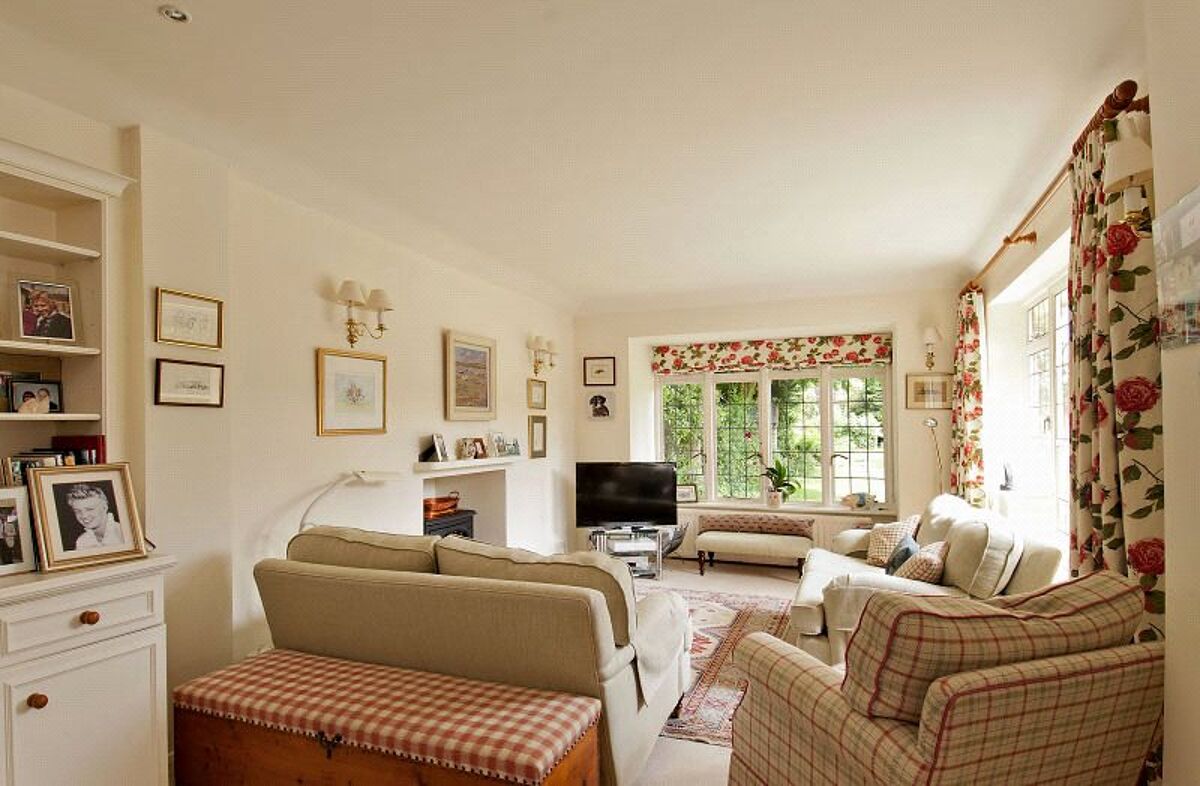 house for sale in West Common Way, Harpenden, Hertfordshire, AL5